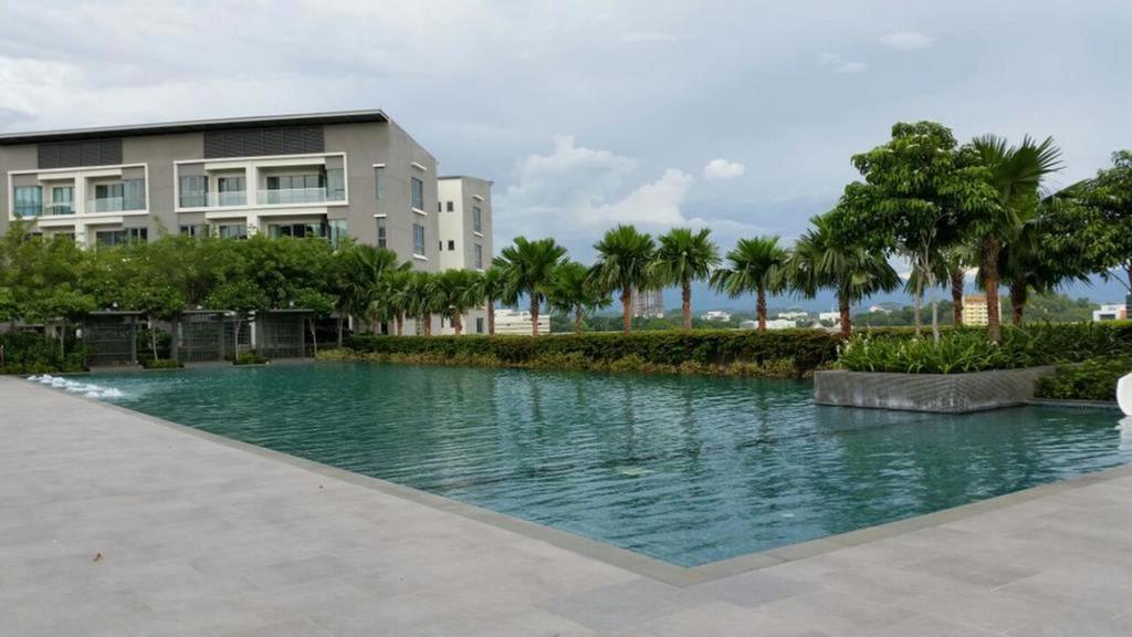Borneo Coastal Residence @ Imago Mall Кота-Кинабалу Экстерьер фото